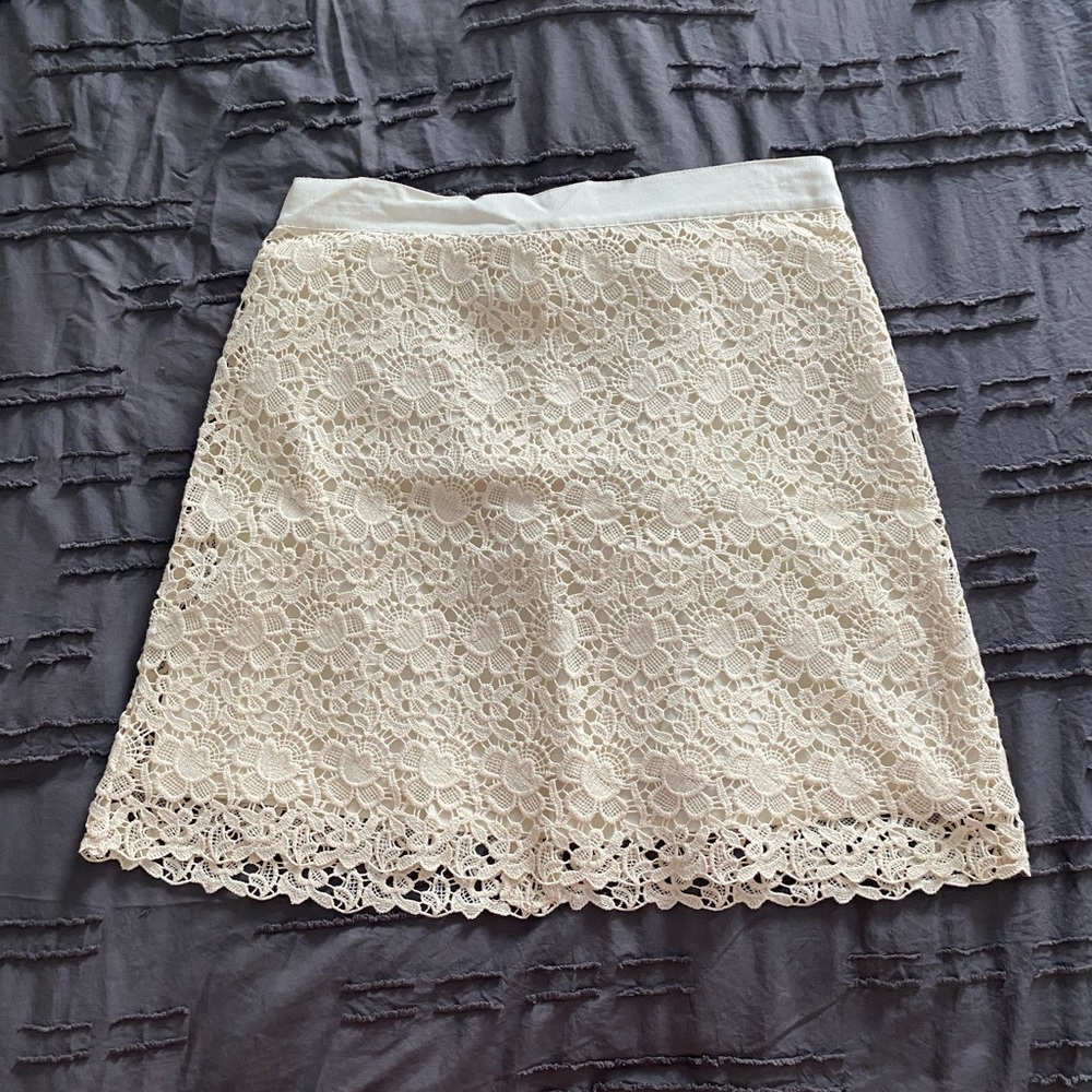 Loft eyelet/lace skirt